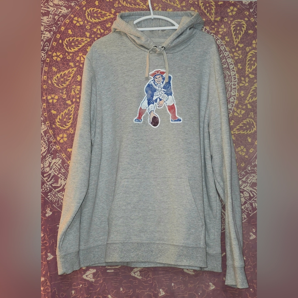 Fanatics Mens New England Patriots Pat Patriot Throwback Hoodie Heather Gray 3XL